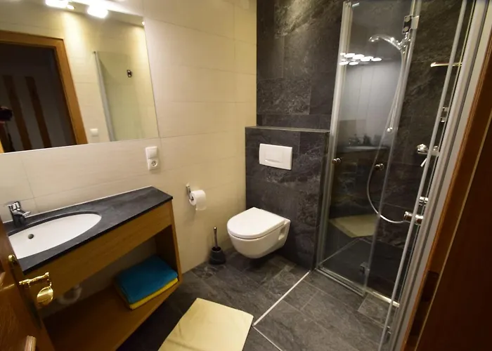 Haus Koehle * 나우더스